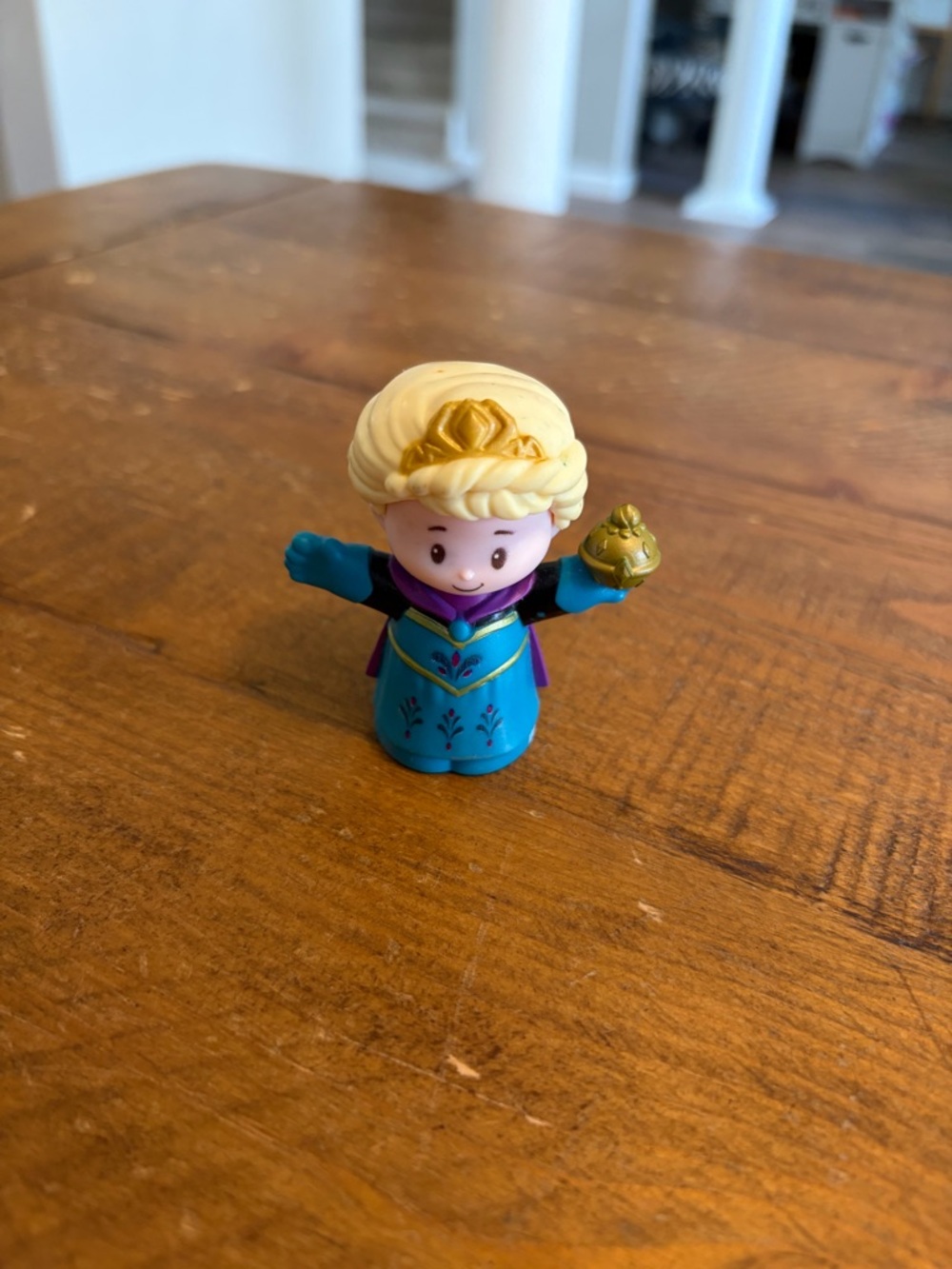 Fisher Price Little People Elsa as is